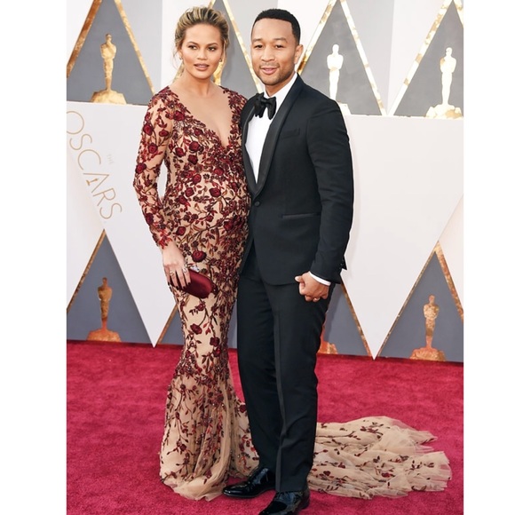Marchesa Dresses & Skirts - Marchesa Embroidered Gown Chrissy Teigen RedCarpet